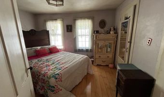 96 French St, Acton, ME 04001