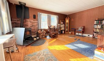 15 Hastings Ct, Charlestown, NH 03603