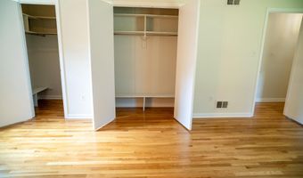 5012 LARNO Dr, Alexandria, VA 22310