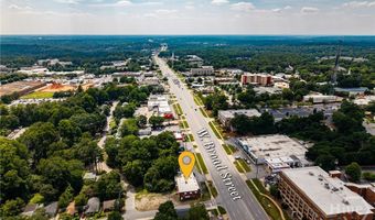 2109 W Broad St, Athens, GA 30606