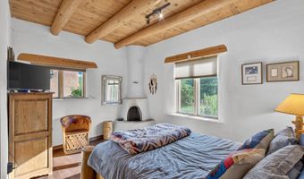 11 Los Altos, Arroyo Seco, NM 87514