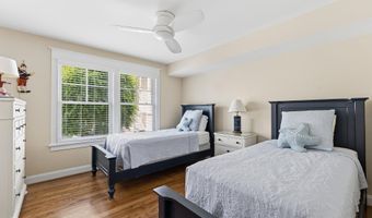162 75th St, Avalon, NJ 08202