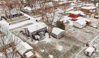 506 SW Franklin Dr, Ankeny, IA 50023