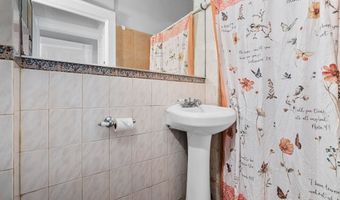 47 Lenox Ave, Bridgeport, CT 06605