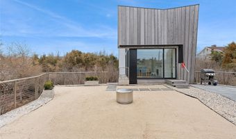 9 Ocean Ln, Amagansett, NY 11930
