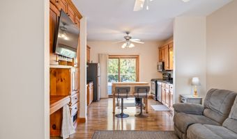 1014 Greene St, Adel, IA 50003