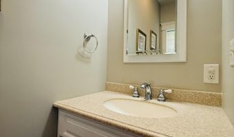 134 Pine Ledge Rd, Bangor, ME 04401