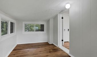 2365 N Stelzer Rd, Columbus, OH 43219