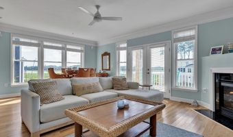 11200 SEABISCUIT Ln 101, Berlin, MD 21811