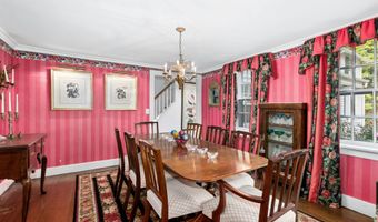 561 Middlesex Rd, Darien, CT 06820