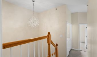 417 CLAYTON Ln, Alexandria, VA 22304