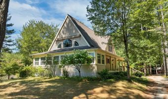 139 Governor Wentworth Hwy, Wolfeboro, NH 03894