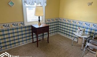 2109 E Spruce St, Algona, IA 50511