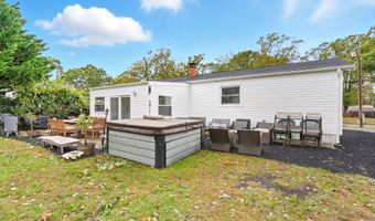 46 Pheasant Dr, Bayville, NJ 08721