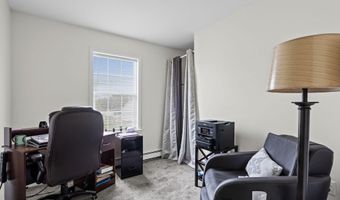 117 E Windswept Dr, Amsterdam, NY 12010