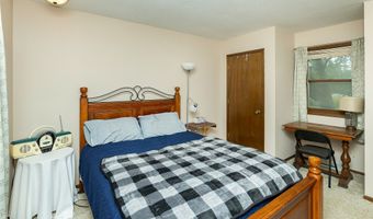 2209 8th Street Ct SW, Altoona, IA 50009