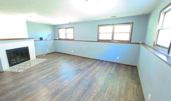 38608 129th St, Aberdeen, SD 57401