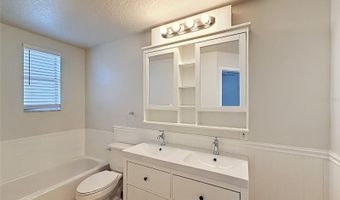 6932 MONARCH PARK Dr, Apollo Beach, FL 33572