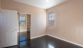 453 W LANTANA Pl, Chandler, AZ 85248