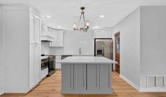 3430 N WESTMORELAND Dr, Orlando, FL 32804