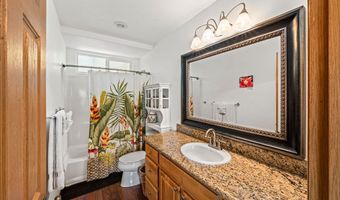 1444 KUIAHA Rd, Haiku, HI 96708