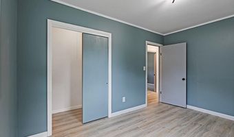 62 Fletcher Rd, Auburn, ME 04210