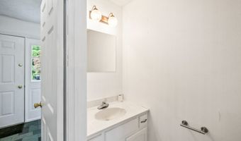 61 W Munson Ave, Andover, NJ 07801
