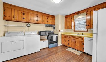 64 Golden Hill Rd, Danbury, CT 06811