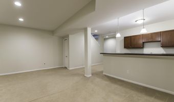 2962 Hunley Dr, Ann Arbor, MI 48105