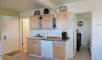 465 W MARINE Dr, Astoria, OR 97103