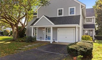 119 Corey Ln, Middletown, RI 02842