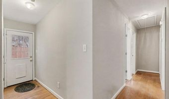 169 Spring Lake Dr, Athens, GA 30605