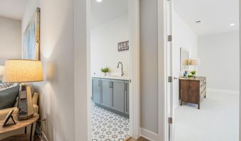 6908 GREYSWOOD Rd, Bethesda, MD 20817