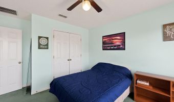 222 W HOPE Ct, Bear, DE 19701