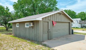 319 N Magnolia, Attica, KS 67009