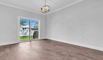 512 Seaman Ave, Beachwood, NJ 08722