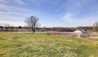 1975 2ND Ave S, Clinton, IA 52732