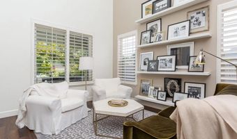 5392 Foxhound Way, San Diego, CA 92130