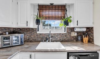 91 S Ronald Ave S, Bayville, NJ 08721