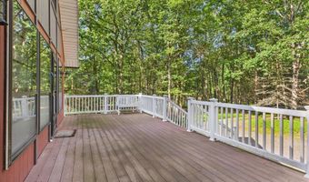 202 Thornberry Ln, Blakeslee, PA 18610
