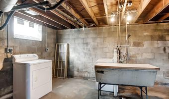 1440 Elmwood Ave A, Columbus, OH 43212