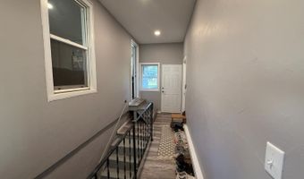 1620 E RANDALL Ave, Appleton, WI 54911