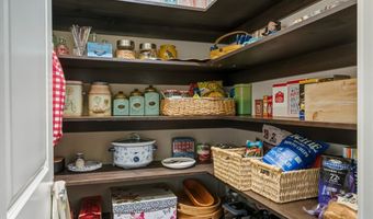 60414 Hedgewood Ln, Bend, OR 97702