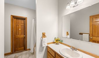 190 Russell Hill Rd, Ashburnham, MA 01430