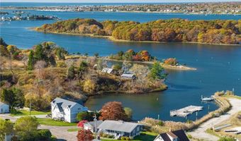 1 Delray Dr, Narragansett, RI 02882