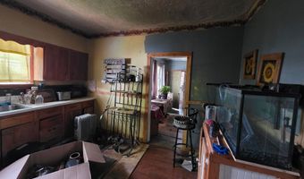 712 S Clinton St, Alexandria, IN 46001