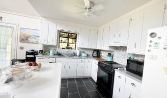 2609 Arpana Cir, Alford, FL 32420