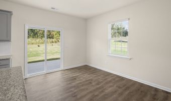 962 Misty Creek Dr, Aberdeen, NC 28315