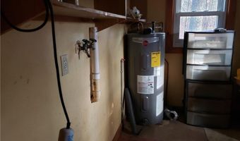 30 Hollywood Ave, Coventry, RI 02816