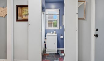 3401 Woodview Pl, Columbus, OH 43220